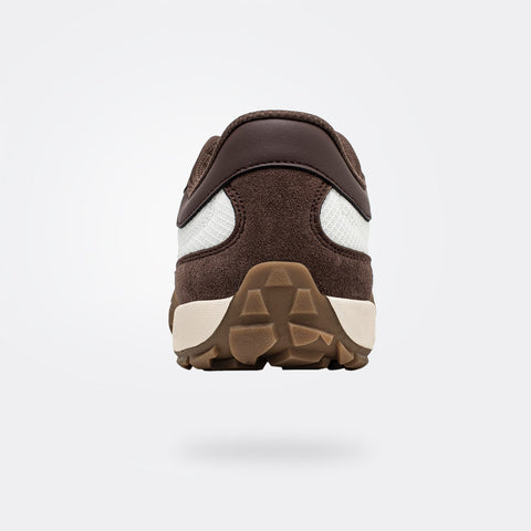Hollow -  Wide Toe Sneakers