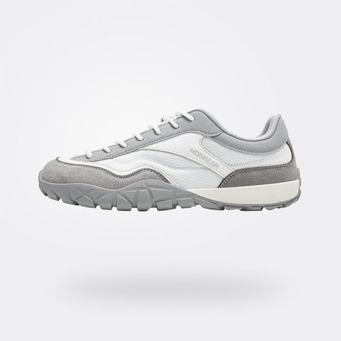Hollow -  Wide Toe Sneakers