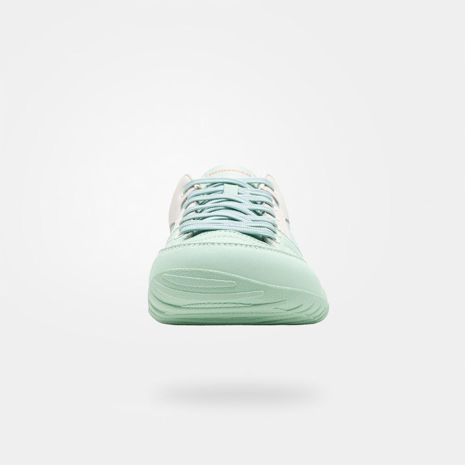 Tundra - Wide Toe Sneakers