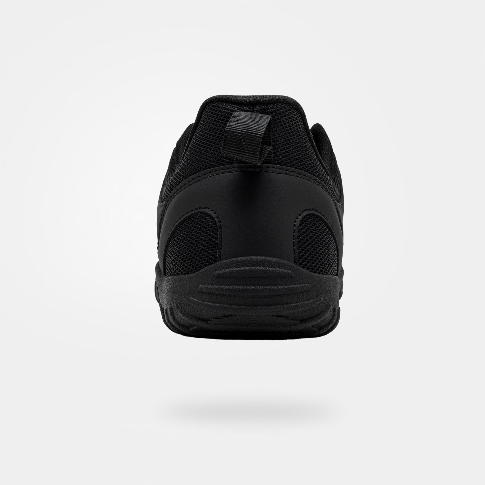 Tundra - Wide Toe Sneakers