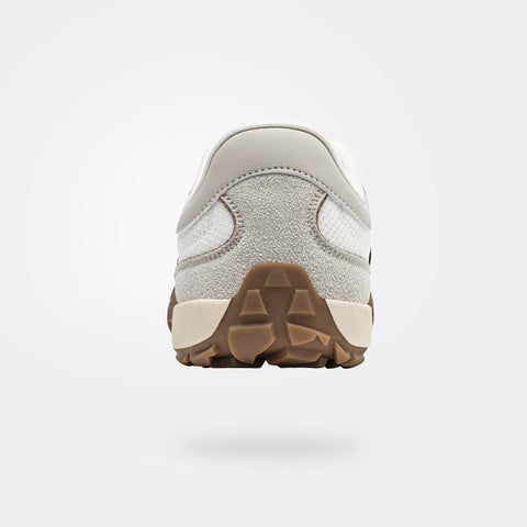 Hollow -  Wide Toe Sneakers